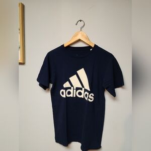 Adidas tshirt